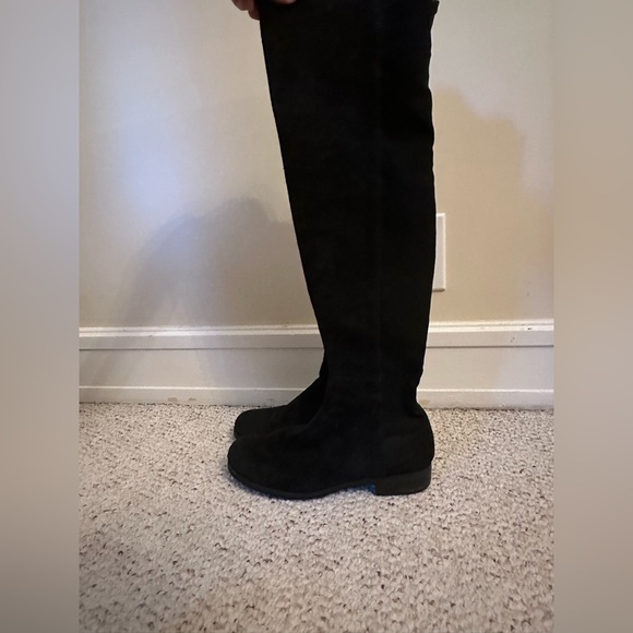 Authentic Stuart Weitzman Suede black boots - Picture 1 of 6